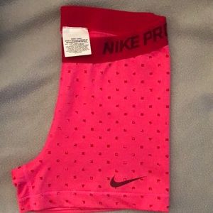 Nike Pro